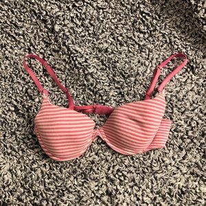 Victoria’s Secret Lightly Lined Demi Bra 34B
